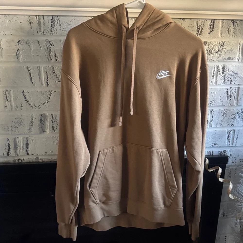 Nike Men's Brown Hoodie - Picture 1 of 4